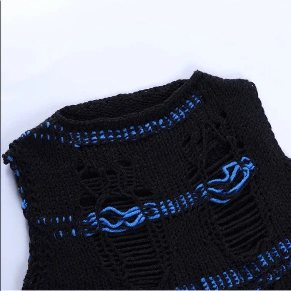 2Tone Deconstructed Sweater Tank - Picture 3 of 5